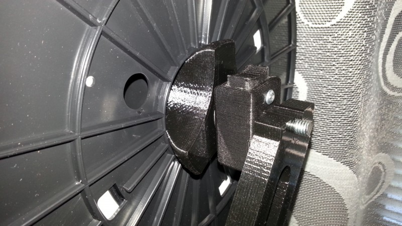 Spool adapter and spring nut 1.jpg (388.11 KiB) Zobrazeno 10588 krát Spool adapter and spring nut 1.jpg