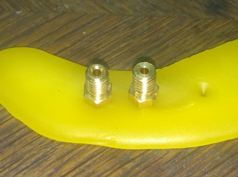 trysky.jpg (124.27 KiB) Zobrazeno 17836 krát trysky.jpg