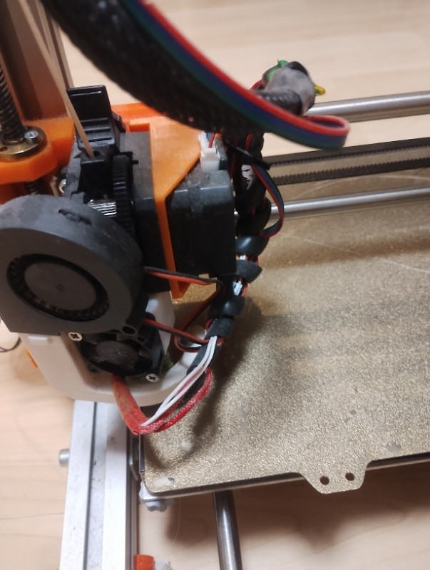 rebel33.jpg (223.65 KiB) Zobrazeno 13762 krát rebel33.jpg